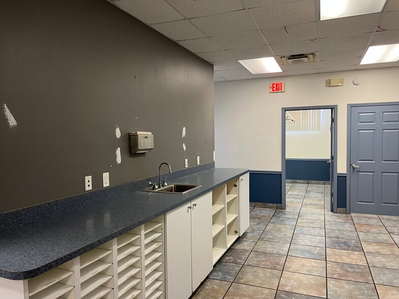More Photos Of 1750 N 50th St, Tampa Daycare Center For Lease