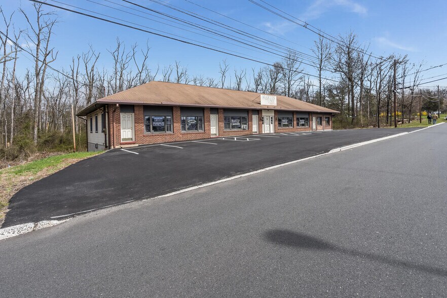 More Photos Of 1 Old Highway 28, White House Station Storefront Retail Office For Lease
