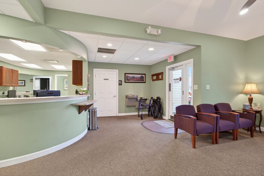 More Photos Of 2216 Executive Dr, Hampton Office For Sale