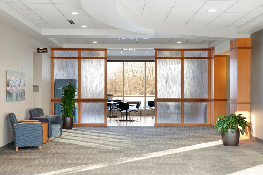 More Photos Of 8650 Hudson Blvd, Lake Elmo Medical For Lease