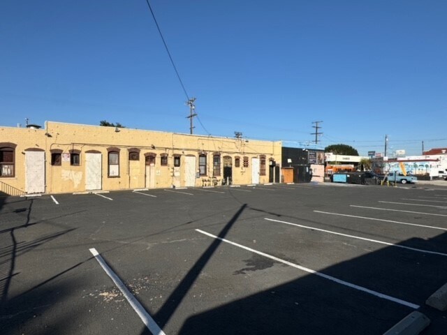 More Photos Of 1100 S Pacific Ave, San Pedro Storefront For Sale