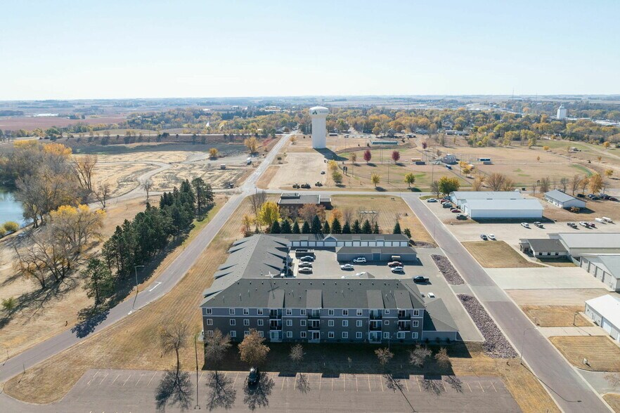 More Photos Of 1685 N Redding Ave, Windom Apartments For Sale