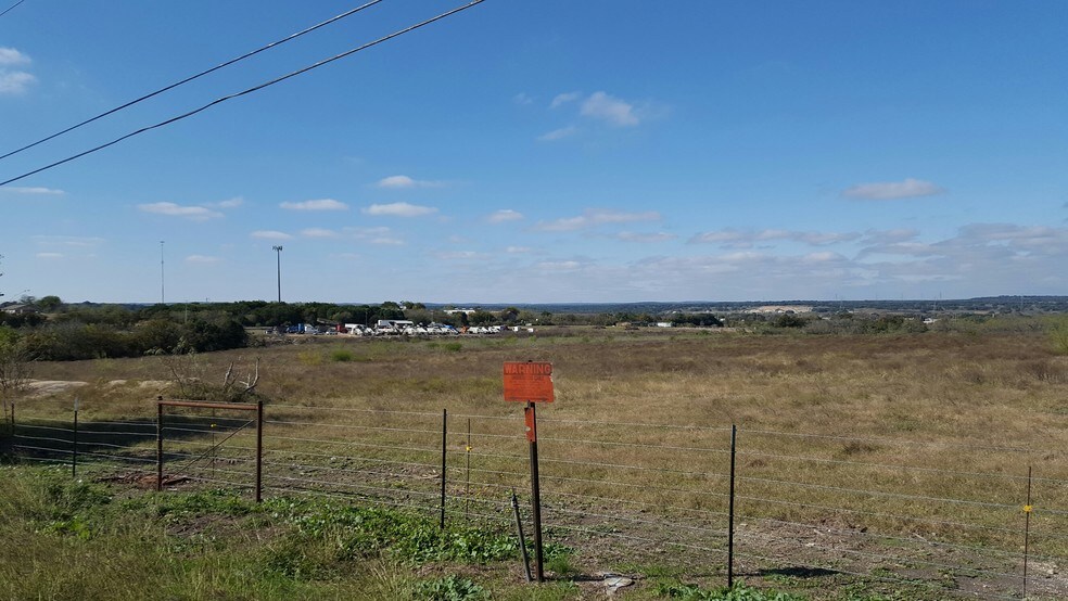 More Photos Of 23755 N Interstate 35, New Braunfels Land For Sale