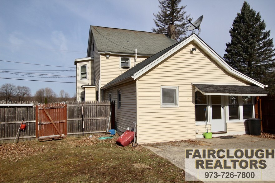 More Photos Of 23 Main St, Ogdensburg Apartments For Sale