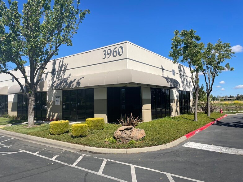 More Photos Of 3960 Industrial Blvd, West Sacramento Office For Lease