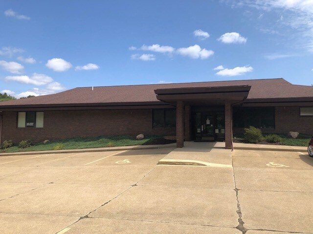 More Photos Of 2520 Wales Ave NW, Massillon Medical For Sale