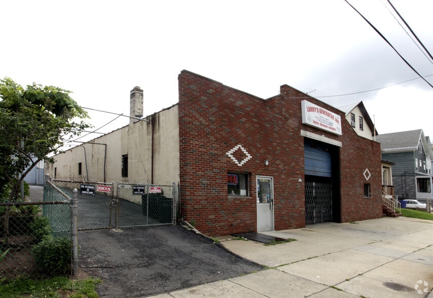 Primary Photo Of 245-247 Elizabeth Ave, Elizabeth Industrial For Lease