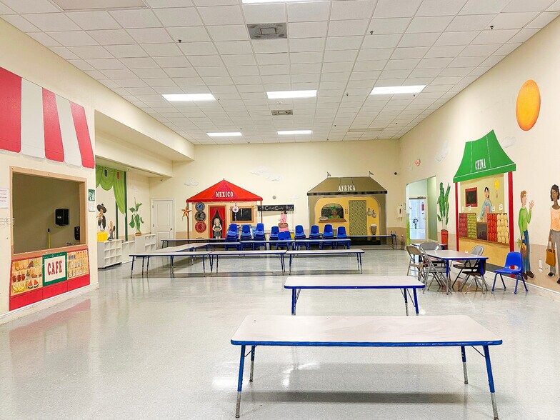 More Photos Of 499 S Nova Rd, Ormond Beach Schools For Sale