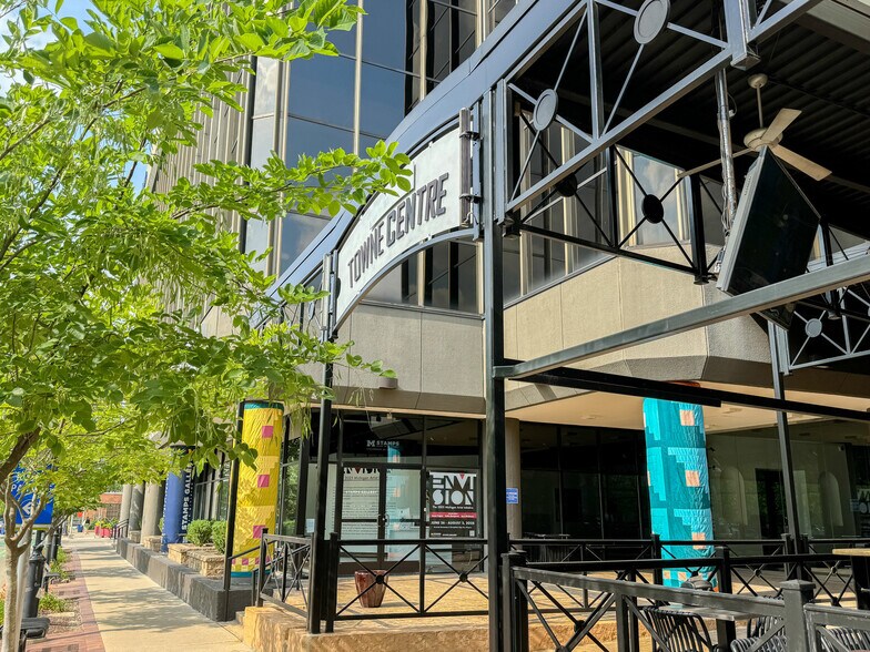 More Photos Of 401-407 E Liberty St, Ann Arbor Office For Sale