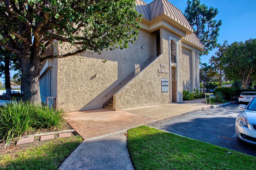 More Photos Of 1131 E Main St, Tustin Office Residential For Lease