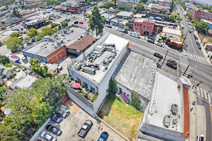 More Photos Of 3921 W Sunset Blvd, Los Angeles Storefront For Sale