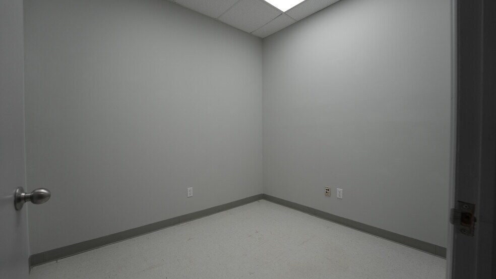 More Photos Of 1281 Ebenezer Rd, Rock Hill Office For Lease