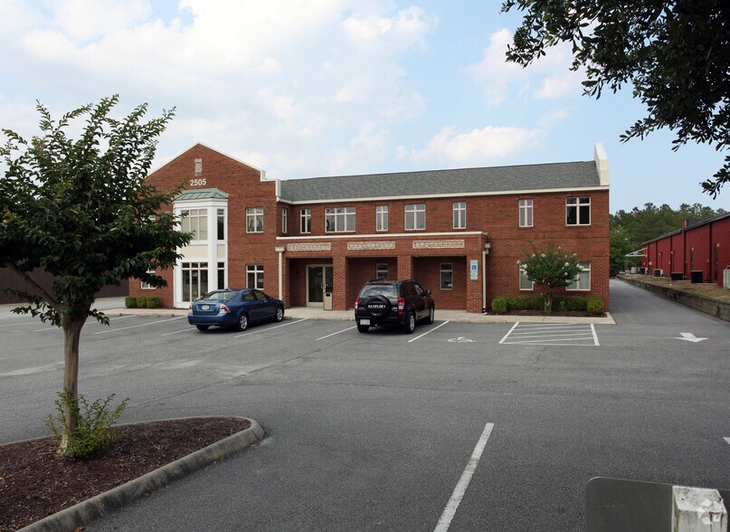 More Photos Of 2505 S 17th St, Wilmington Medical For Lease