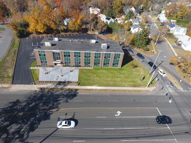 More Photos Of CORNER OF DIXWELL AVENUE AND SANFORD STREET, Hamden Medical For Lease