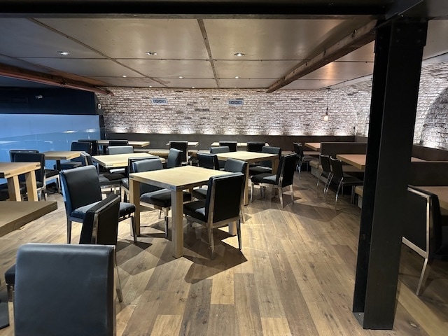 More Photos Of 2472 Yonge St, Toronto Restaurant For Lease