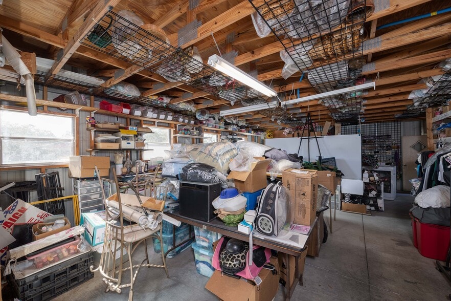 More Photos Of 319 E Howard St, Live Oak Storefront Retail Office For Sale