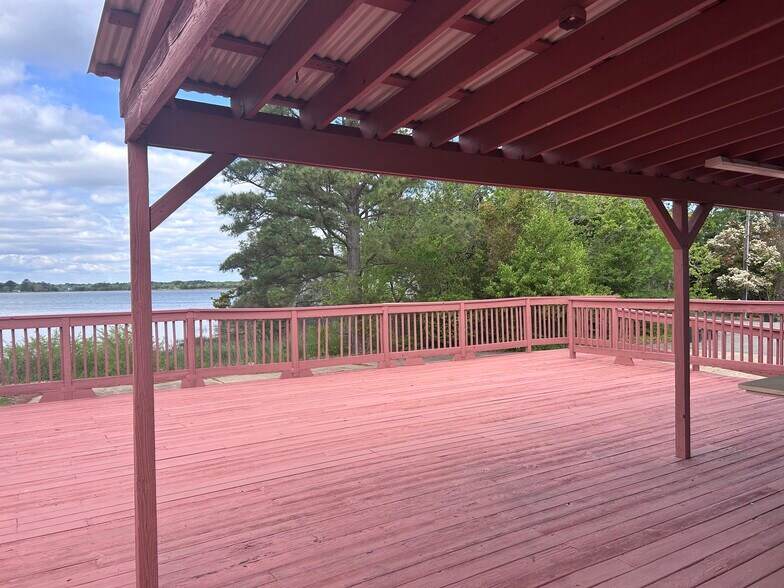 More Photos Of 1721 N King St, Hampton Daycare Center For Lease