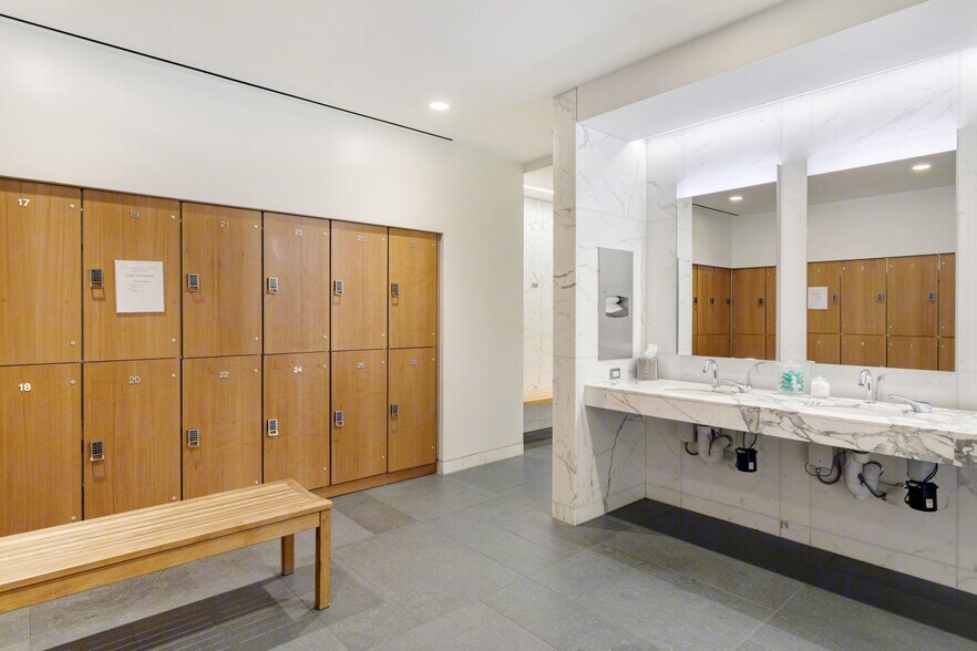 More Photos Of 2001 K St NW, Washington Office For Lease