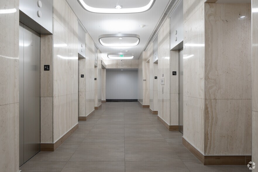 More Photos Of 8400 E Prentice Ave, Greenwood Village Office For Lease