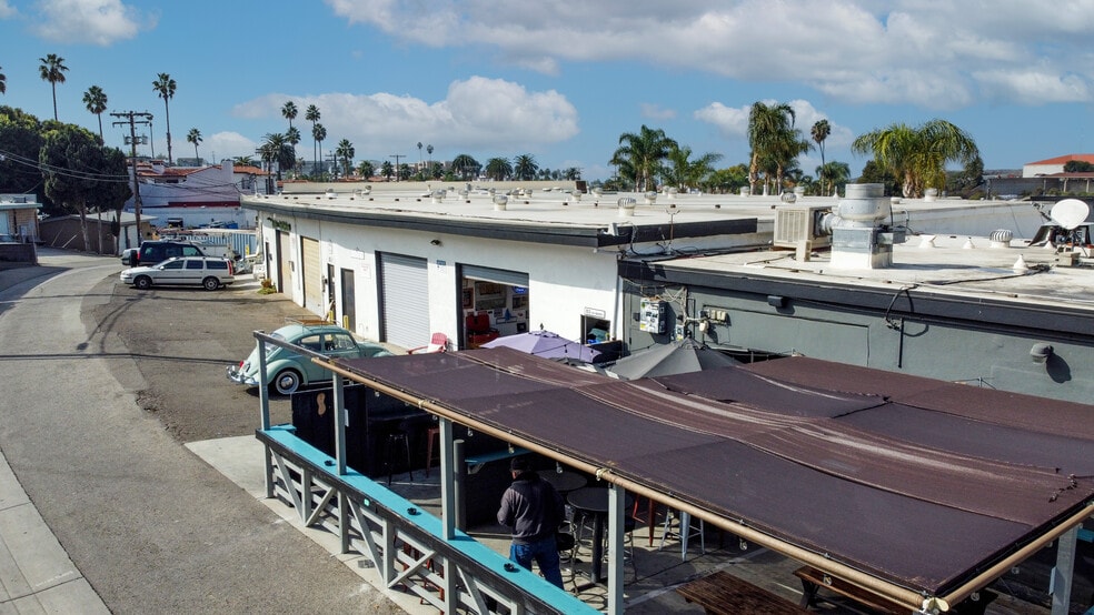 More Photos Of 146-152 Calle De Los Molinos, San Clemente General Retail For Lease