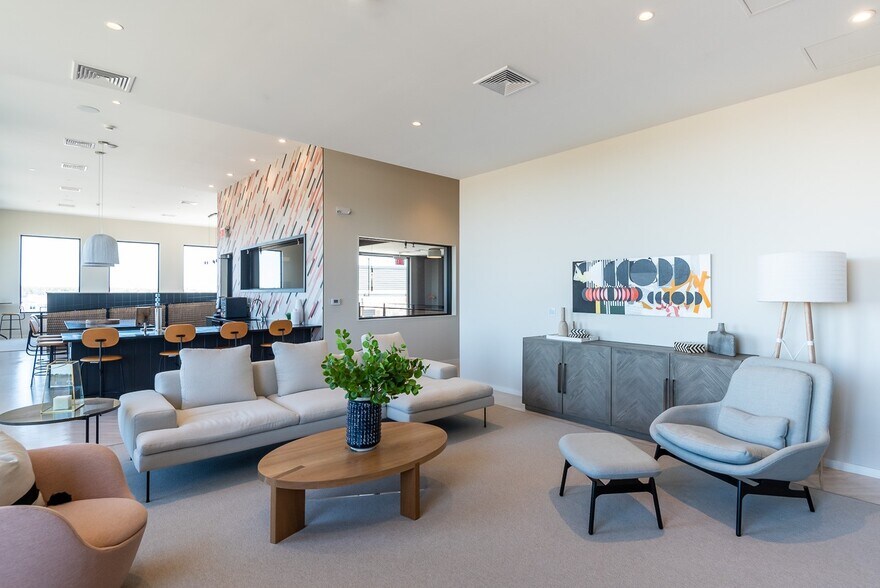 More Photos Of 39 Trotter Rd, Weymouth Apartments For Lease