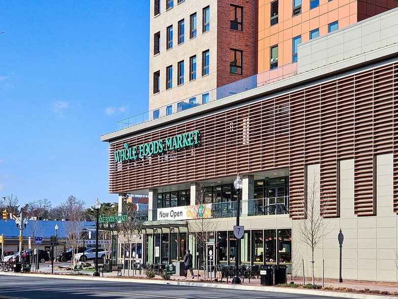 More Photos Of 100-122 E Broad St, Falls Church Office For Sale