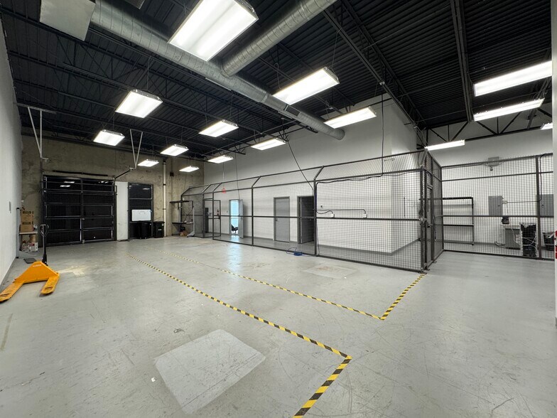 More Photos Of 1380 River Bend Dr, Dallas Office For Sale