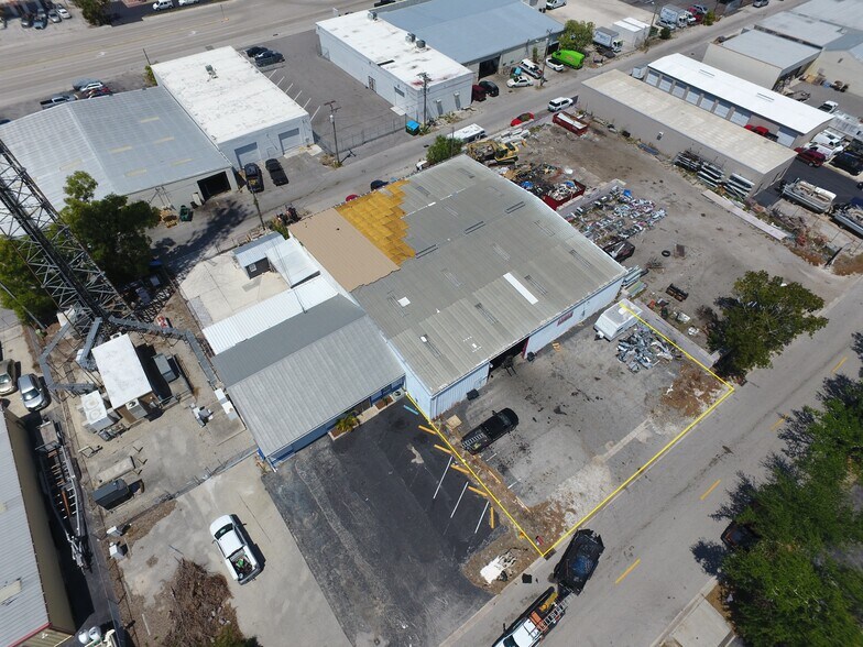 More Photos Of 1016 SE 12th Ave, Cape Coral Warehouse For Sale