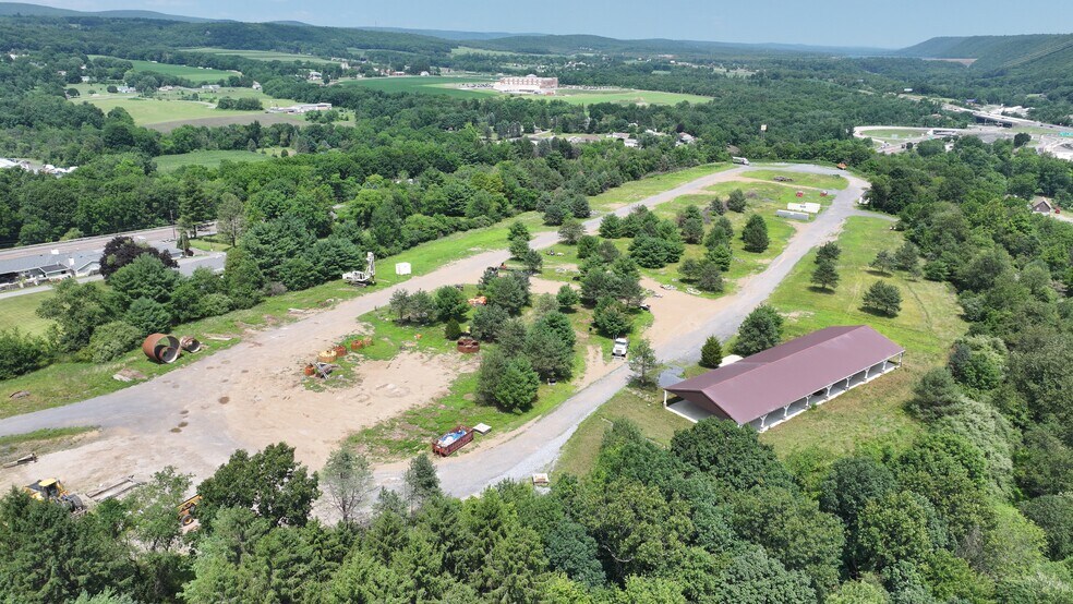 More Photos Of 1500 Rock St, Lehighton Land For Lease