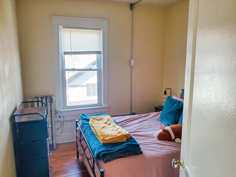 More Photos Of 327 Main St, Binghamton Apartments For Sale
