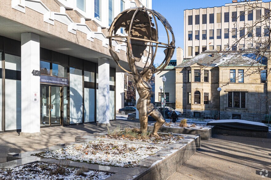More Photos Of 4131-4145 Rue Sherbrooke O, Westmount Medical For Lease