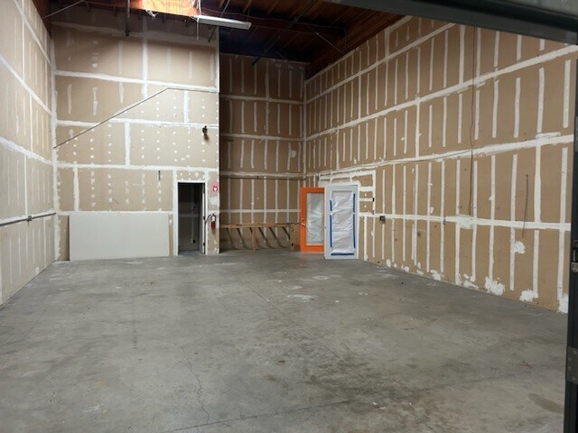 More Photos Of 595-601 Portal St, Cotati Manufacturing For Lease