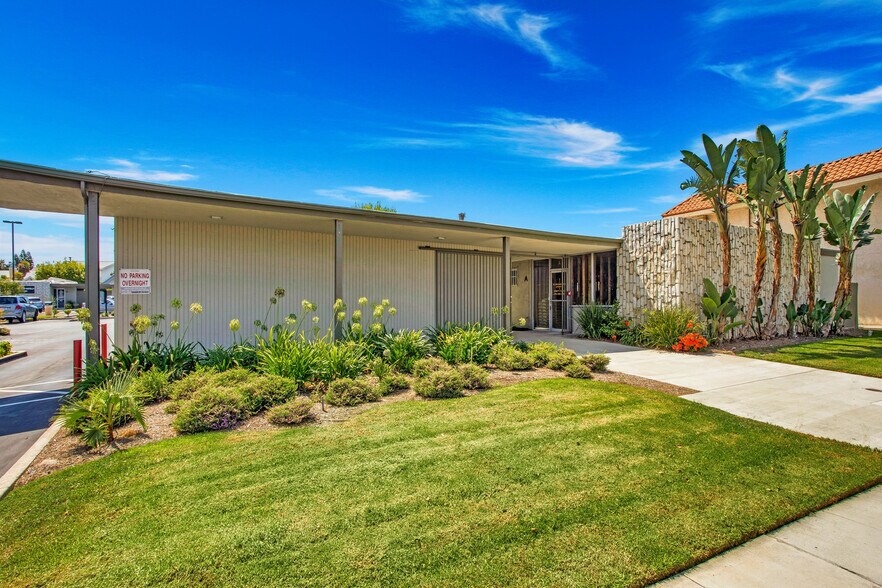 More Photos Of 1500 E Katella Ave, Orange Medical For Sale
