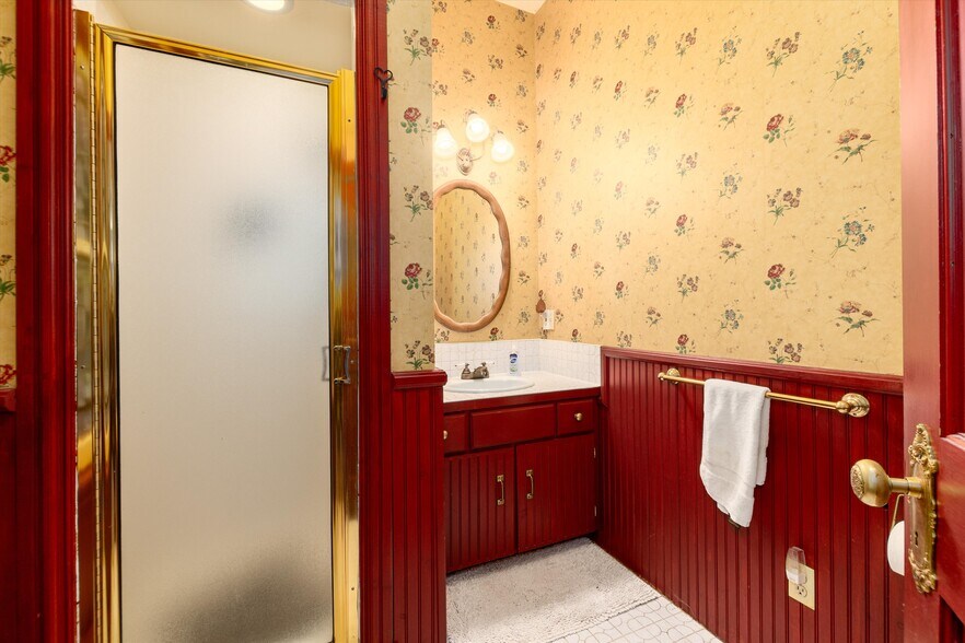 More Photos Of 200 Rose St, Georgetown Hospitality For Sale