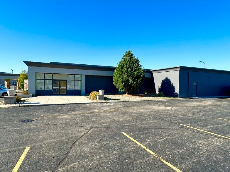 Primary Photo Of 555 S 3rd St, Terre Haute General Retail For Sale