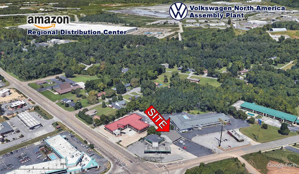 Primary Photo Of 7703 Lee Hwy, Chattanooga Storefront For Sale
