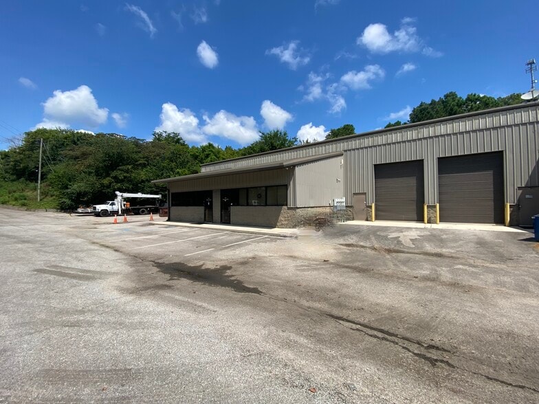 Primary Photo Of 1001-1181 Morgan Park Rd, Pelham Warehouse For Lease