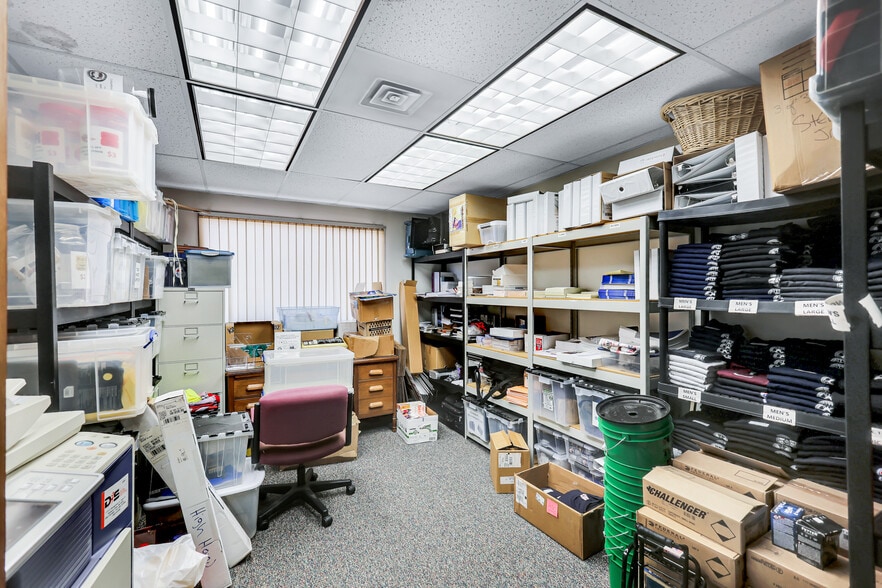 More Photos Of 4226 E Mission Ave, Spokane Office For Sale