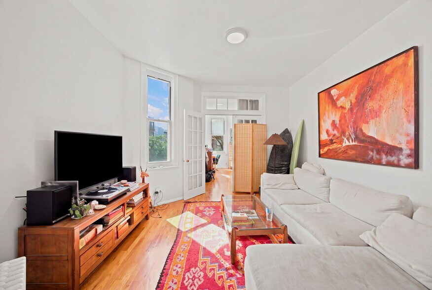 More Photos Of 332 Manhattan Ave, Brooklyn Apartments For Sale