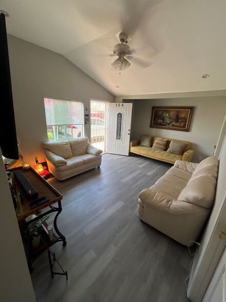 More Photos Of 154 El Medio St, Ventura Apartments For Sale