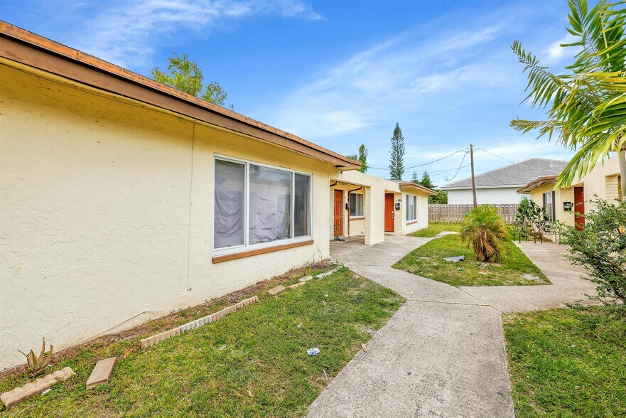 More Photos Of 2750 NW 58th Ter, Fort Lauderdale Specialty For Sale