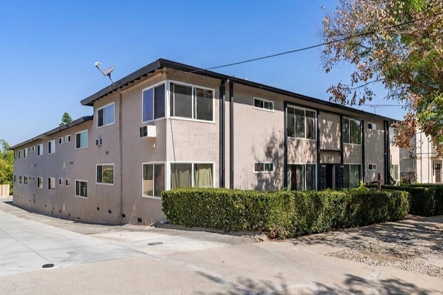 Primary Photo Of 1351 Armadale Ave, Los Angeles Apartments For Sale