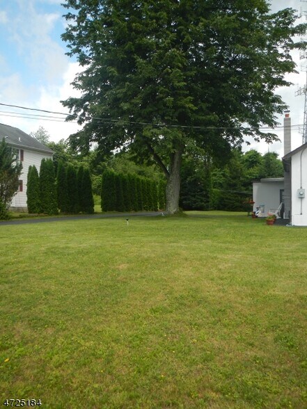 More Photos Of 482 US Highway 46 W, Hackettstown Flex For Sale