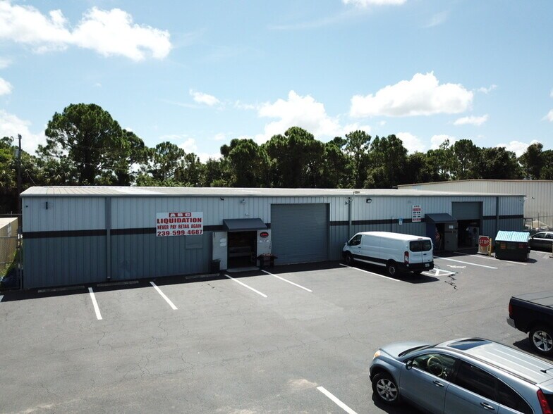 More Photos Of 8391 Littleton Rd, North Fort Myers Unknown For Lease