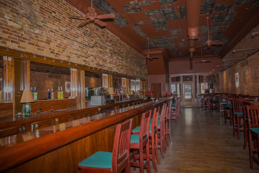 More Photos Of 49 N Saginaw St, Pontiac Bar For Sale