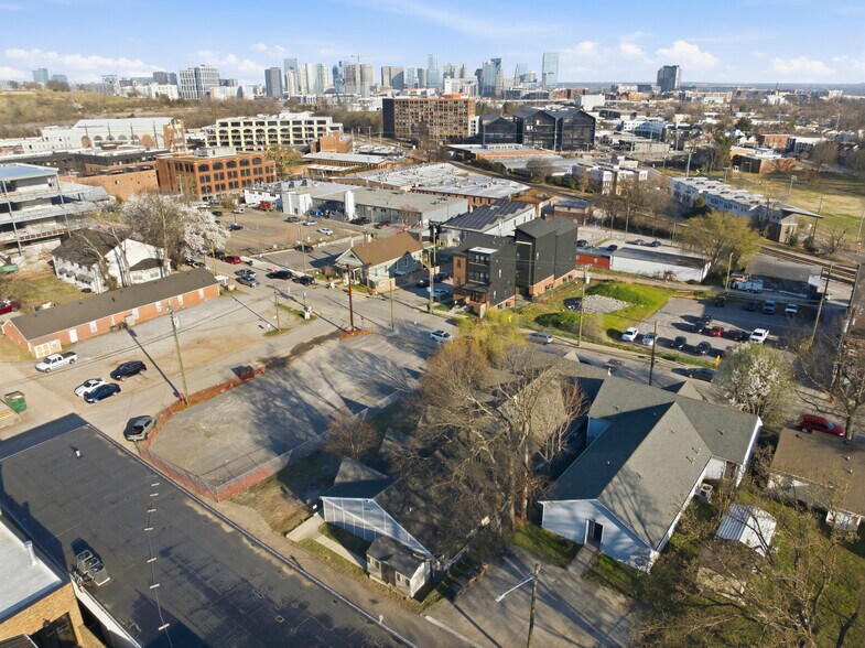 More Photos Of 415 Humphreys St, Nashville Apartments For Sale