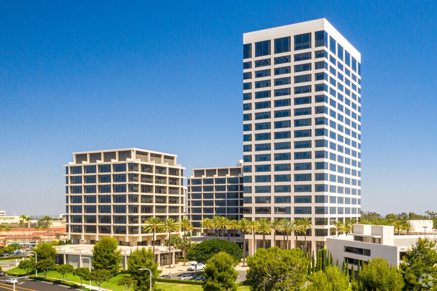 More Photos Of 520 Newport Center Dr, Newport Beach Office For Lease