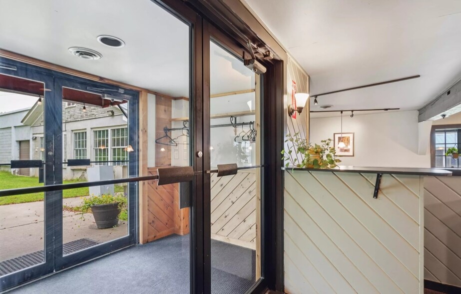 More Photos Of 10 Prince St, Randolph Restaurant For Sale