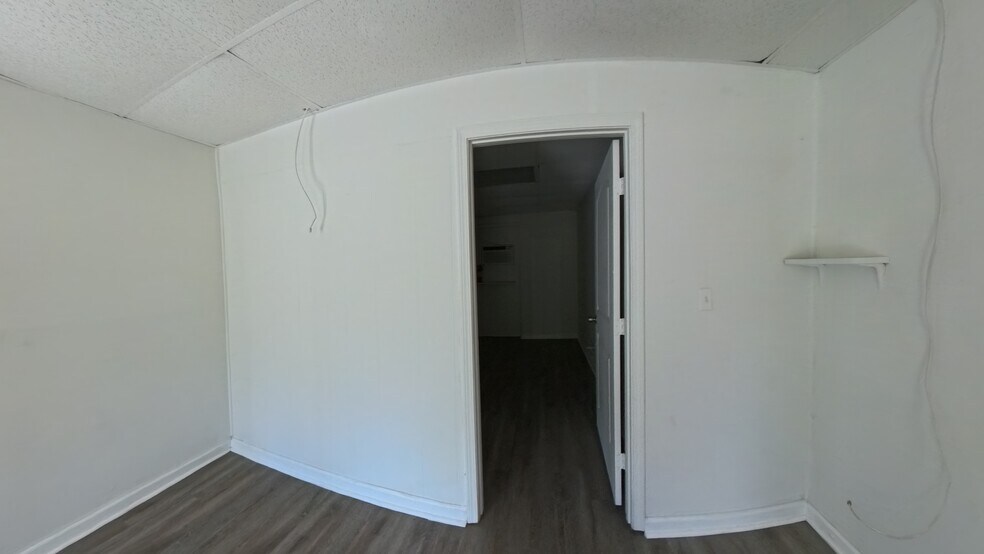 More Photos Of 2523 Roosevelt Hwy, College Park Office Residential For Lease
