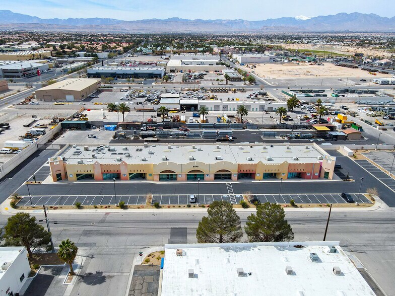 More Photos Of 5045 Rogers St, Las Vegas Showroom For Lease